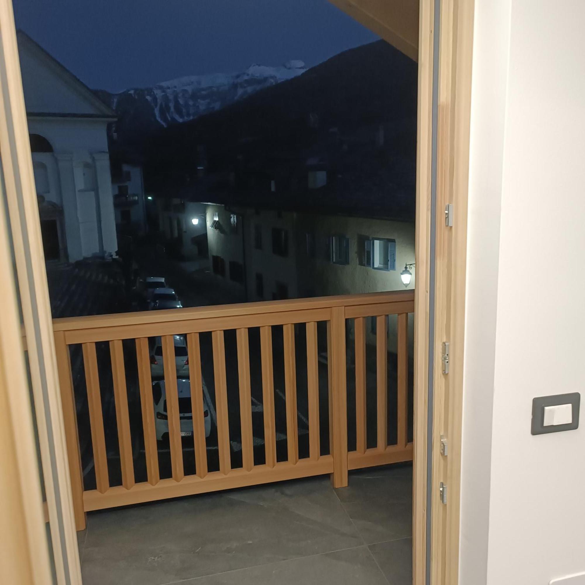 Casa Anita Apartment Mezzana  Bagian luar foto